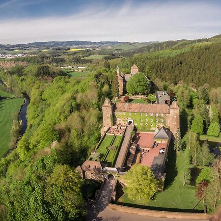 Hotel Und Restaurant Burg Schnellenberg Attendorn Esterno foto